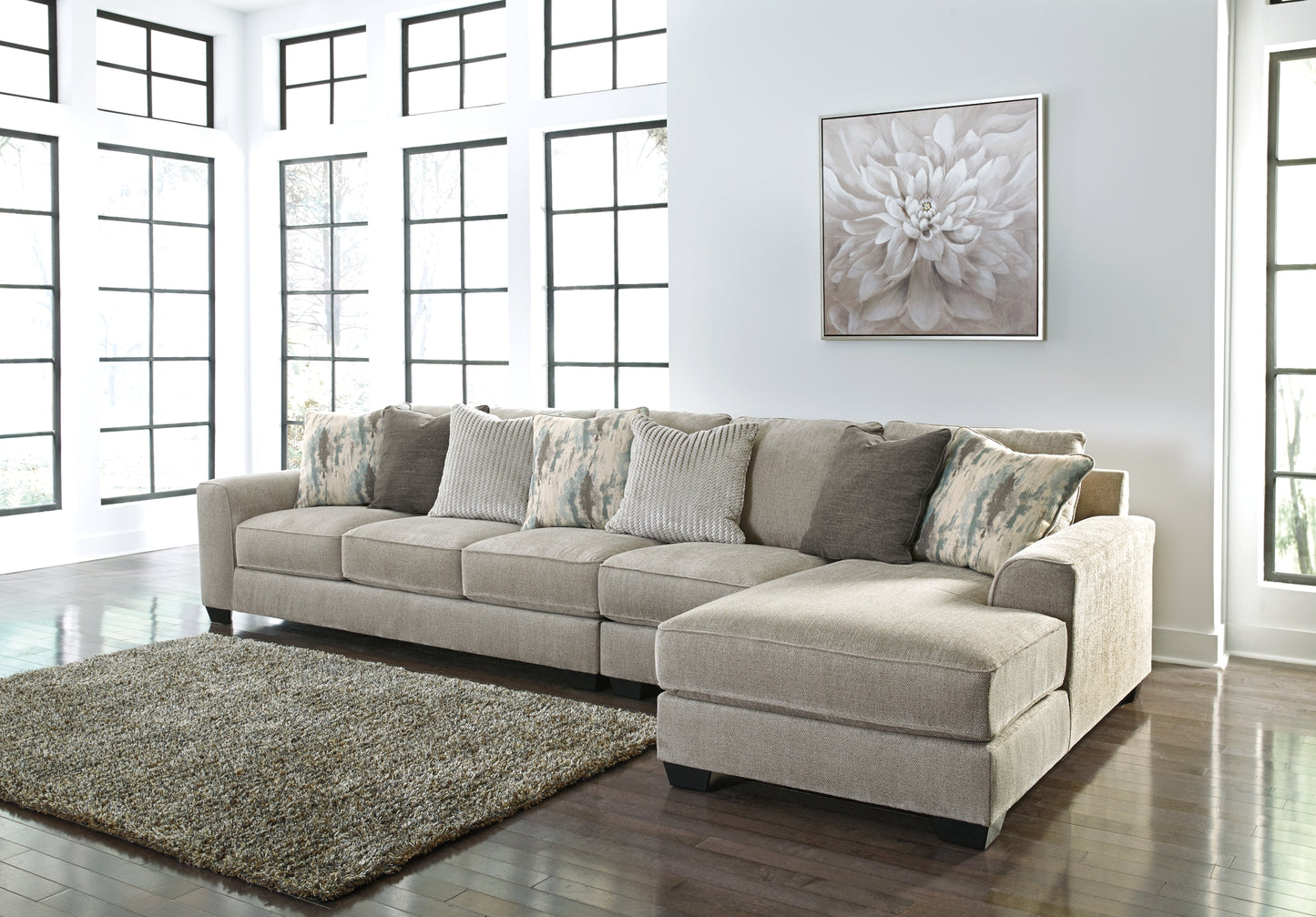 Ardsley 3-Piece Sectional with Chaise