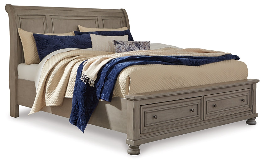 Lettner California King Sleigh Bed with Dresser