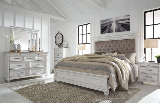 Kanwyn Queen Panel Bed with Mirrored Dresser, Chest and Nightstand