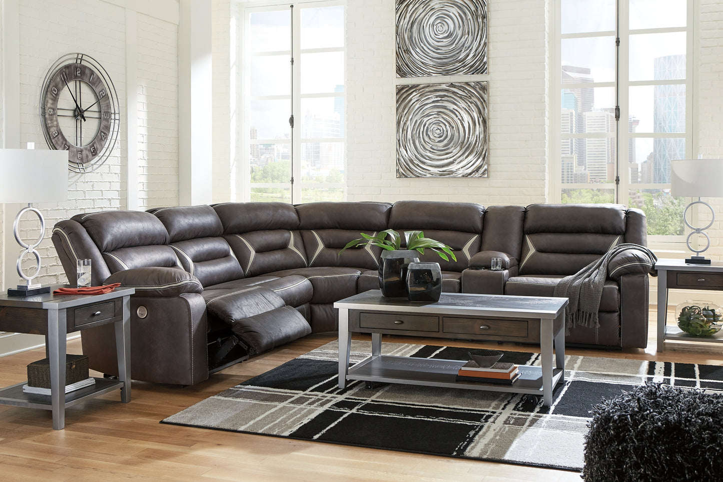 Kincord 4-Piece Sectional with Recliner