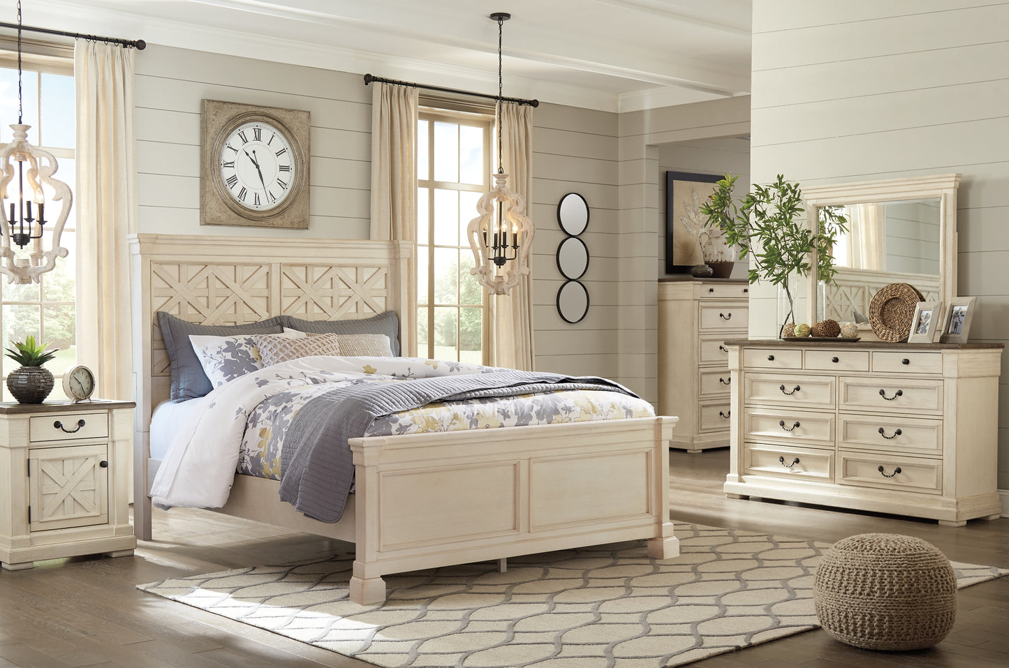 Bolanburg Queen Panel Bed with Mirrored Dresser, Chest and 2 Nightstands