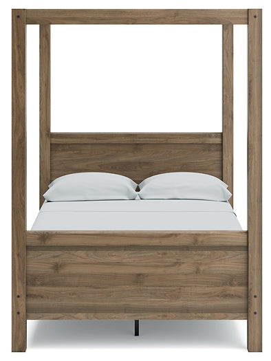 Aprilyn Full Canopy Bed with Dresser