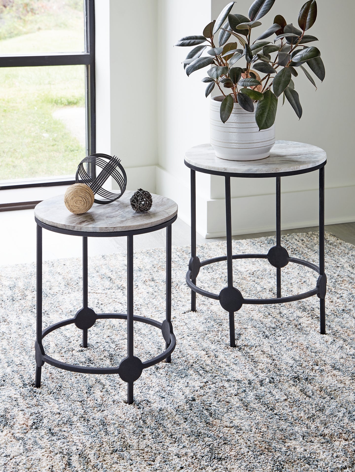 Beashaw Accent Table Set (2/CN)