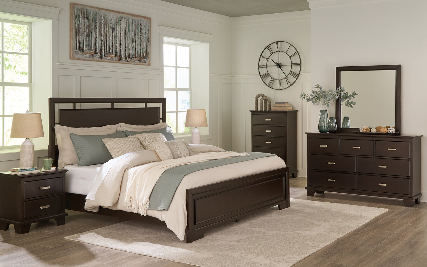 Covetown California King Panel Bed with Dresser and Nightstand