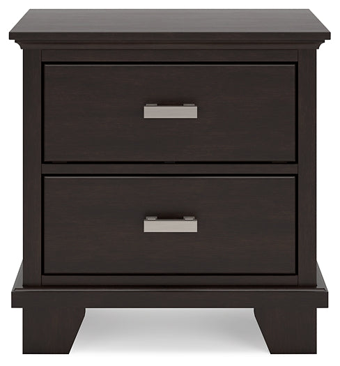 Covetown King Panel Bed with Dresser and Nightstand